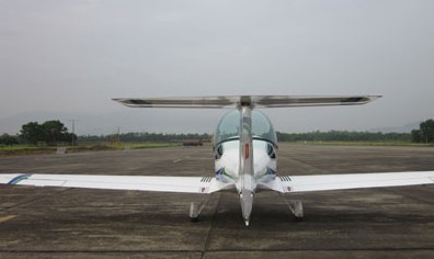 外观雅致 舒适安全的Faeta风王小型飞机